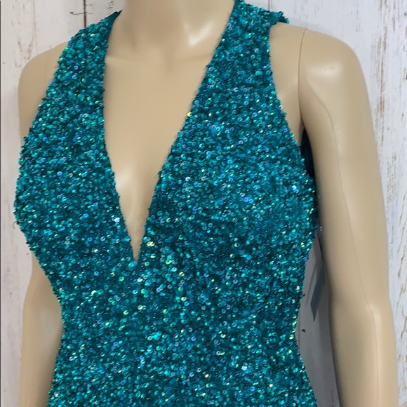 NWT Aiden Mattox Sequin V-Neck Evening Gown - Picture 7 of 15